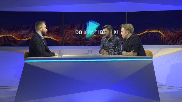 W najnowszym odcinku programu "Do jednej bramki" gośćmi Pawła Ciszka byli Piotr Dumanowski i Dominik Guziak. Komentatorzy Eleven Sports zastanawiali się kogo wytypuje Paulo Sousa na drugiego napastnika w kadrze. 