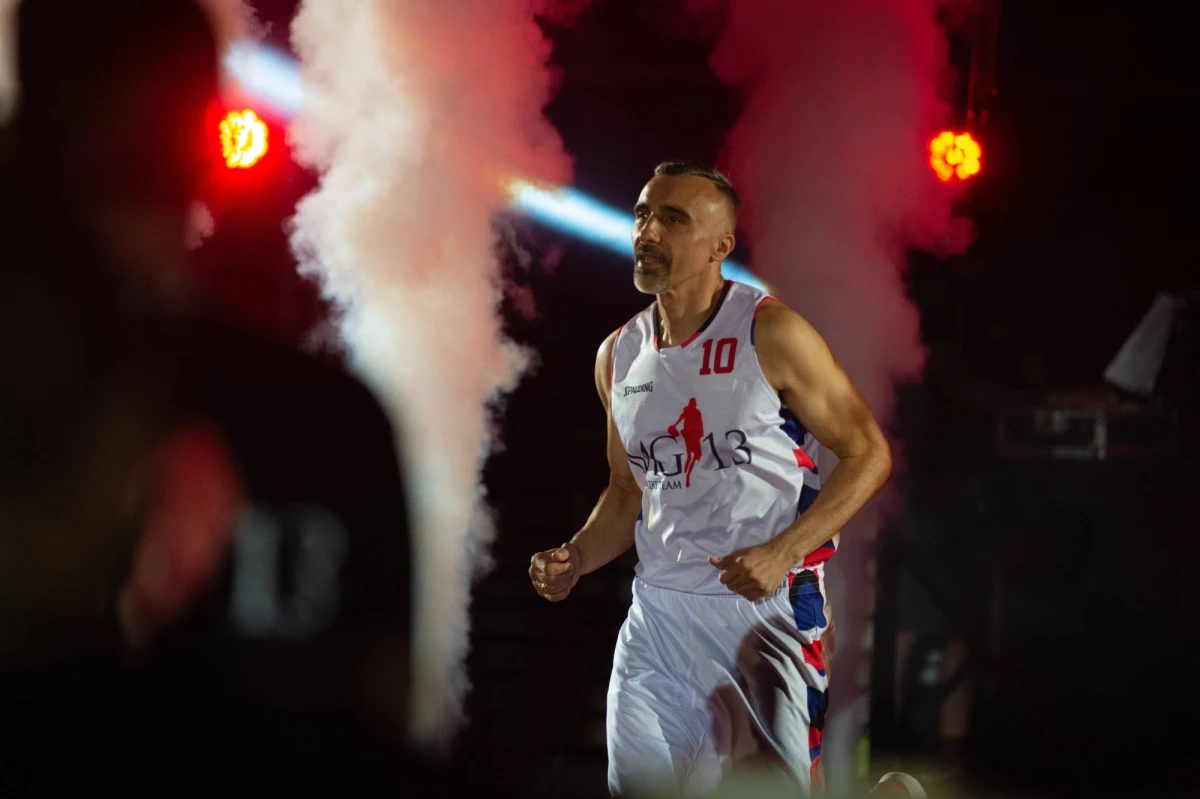 W czwartek w Hali Globus w Lublinie rozpocznie się turniej finałowy Suzuki Pucharu Polski w koszykówce. O trofeum powalczy 8 zespołów. Już w pierwszym spotkaniu, które rozpocznie się o godzinie 18:00 zobaczymy faworyta turnieju, czyli drużynę Zastalu Enea BC Zielona Góra. "Patrząc na mecze ligowe Zastal jest faworytem" - zaznacza Andrzej Pluta, były koszykarz m.in.: Anwilu Włocławek, z którym o turnieju finałowym Pucharu Polski w Lublinie rozmawiał Wojciech Marczyk z redakcji sportowej RMF FM.