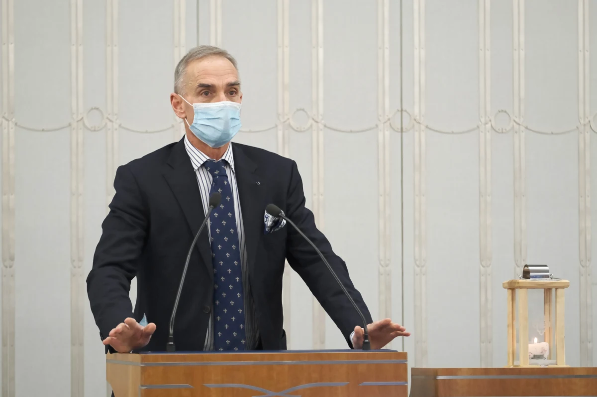 "Sądzę, że projekt w sprawie podatku od reklam - w obecnym kształcie - nie ma szans na uchwalenie w parlamencie" - mówi RMF FM Jan Maria Jackowski, senator klubu Prawa i Sprawiedliwości. "Nie widzę dla niego większości po stronie Zjednoczonej Prawicy" - podkreśla. 