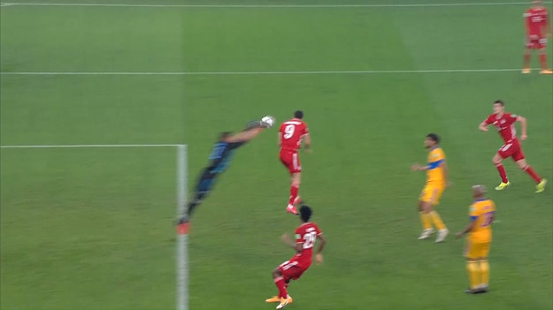 W finale Klubowych Mistrzostw Świata Bayern Monachium zmierzył się z drużyną Tigres UANL. Spotkanie zakończyło się zwycięstwem Bawarczyków 1-0. Oto kontrowersyjne sytuacje z tego spotkania.