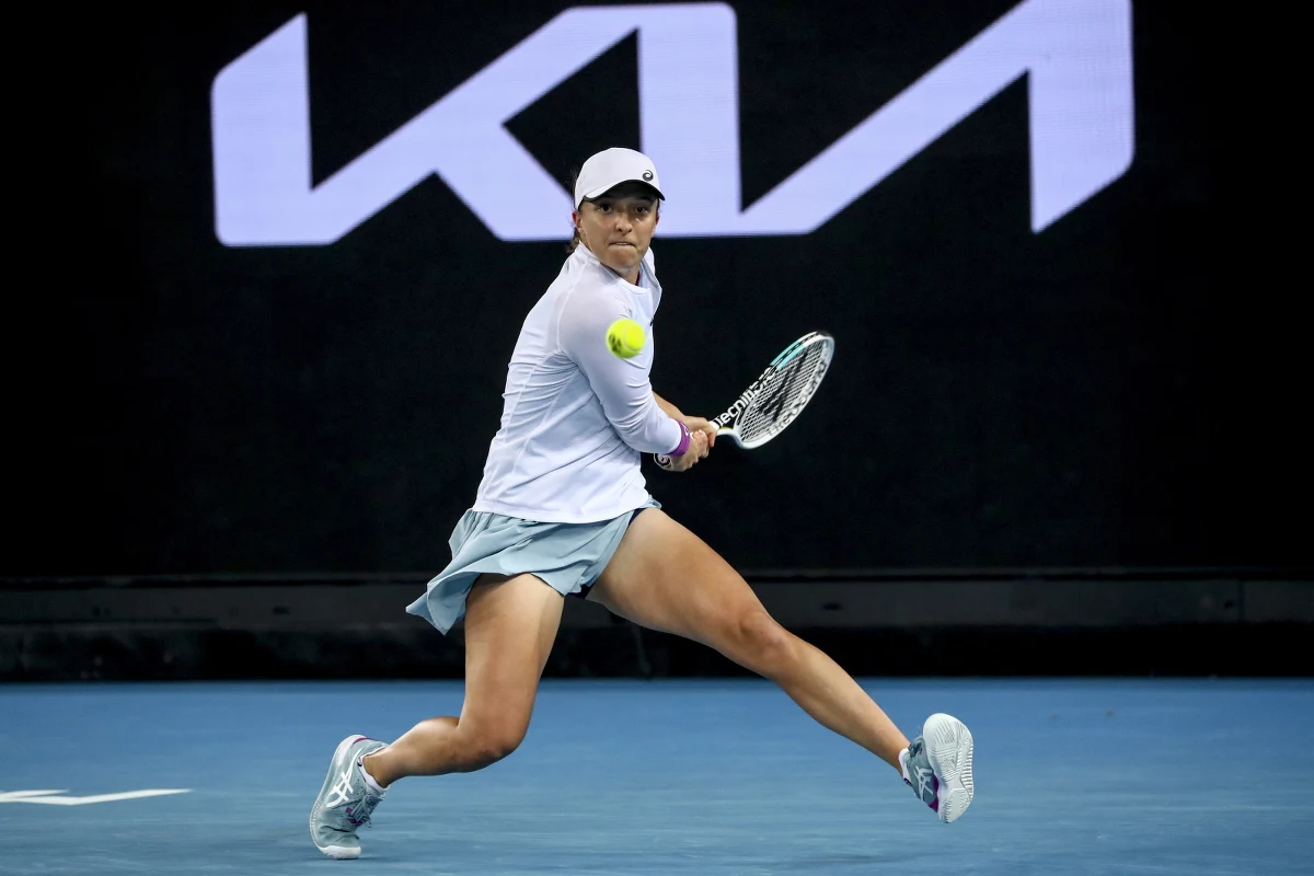 Iga Świątek pokonała Francuzkę Fionę Ferro 6:4, 6:3 i awansowała do 1/8 finału wielkoszlemowego Australian Open. Kolejną rywalką polskiej tenisistki będzie wiceliderka światowego rankingu – Rumunka Simona Halep.