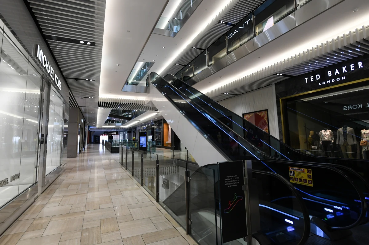 W niedzielę, 14 lutego sklepy są zamknięte. Otwarte mogą być tylko placówki, w których za ladą staną ich właściciele. 