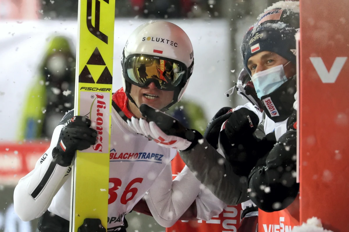 W Zakopanem odbędzie się drugi z konkursów Pucharu Świata w skokach narciarskich, które pierwotnie miało zorganizować w chińskie Zhangjiakou. Do poprzedzających go kwalifikacji przystąpi siedmiu Polaków.