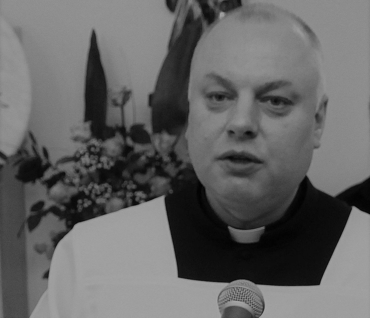 Nie żyje ks. Andrzej Dymer, były dyrektor Instytutu Medycznego im. Jana Pawła II w Szczecinie - przekazała PAP Kuria Metropolitalna Szczecińsko-Kamieńska. Wczoraj w TVN 24 wyemitowano reportaż o ks. Dymerze. Wynikało z niego, że wykorzystywał seksualnie osoby nieletnie, a szczecińscy biskupi wiedzieli o tym od 1995 r.