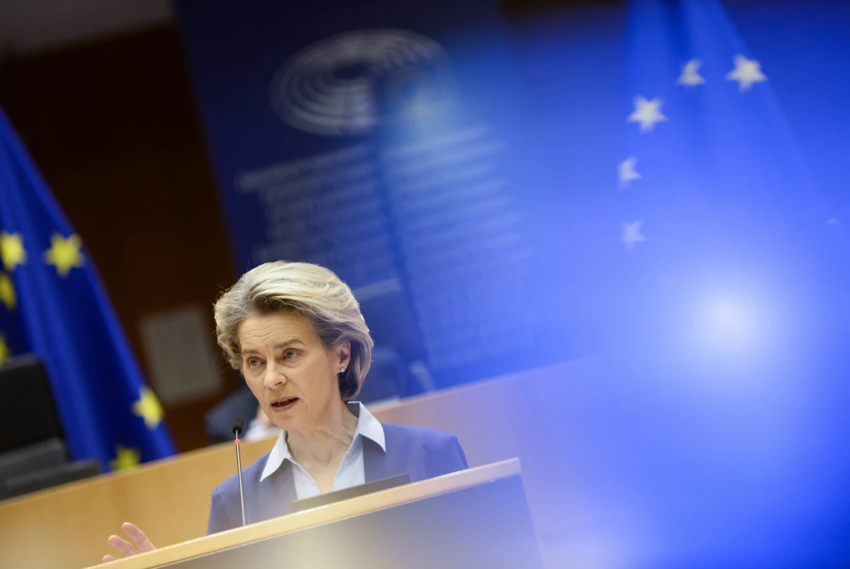Przewodnicząca Komisji Europejskiej Ursula von der Leyen powiedziała w środę na konferencji prasowej w Brukseli, że nowe warianty koronawirusa wywołującego Covid-19 mogą być odporne na istniejące szczepionki. Poinformowała też, że KE zaaprobowała drugi kontrakt z koncernem Moderna na dostawę 300 mln dodatkowych dawek. Do tej pory dostarczono 33 mln dawek szczepionek do UE – dodała.