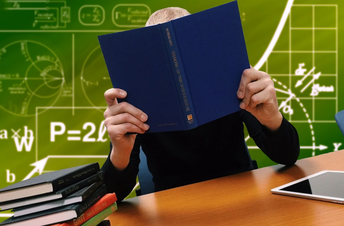 W rządzie ruszyła dyskusja o regionalnym otwieraniu szkół podstawowych. Medyczni doradcy postulują, by zezwolić na częściowe otwieranie szkół także dla klas IV-VIII oraz w szkołach średnich - klas maturalnych.