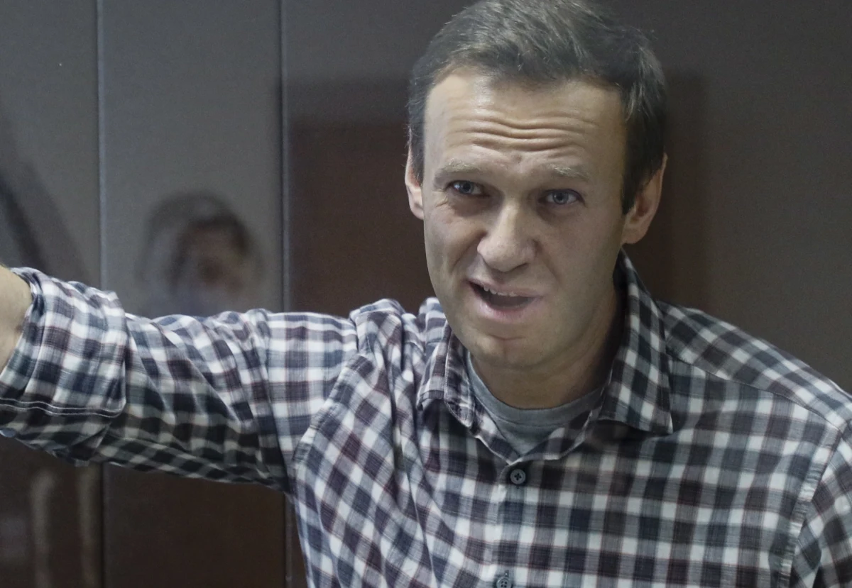 Sąd w Moskwie skazał w sobotę opozycjonistę Aleksieja Nawalnego na karę grzywny w wysokości 850 tys. rubli (ponad 42 tys. zł), uznając go za winnego zniesławienia kombatanta II wojny światowej Ignata Artiemienki. Nawalny nie przyznawał się do winy.