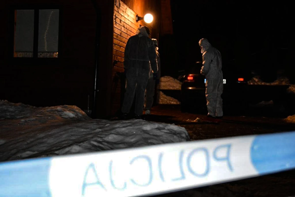 Tragiczny finał imprezy urodzinowej w Mądrzechowie w powiecie bytowskim na Pomorzu. Nie żyje 17-latek. Sprawą zajmuje się policja i prokuratura.