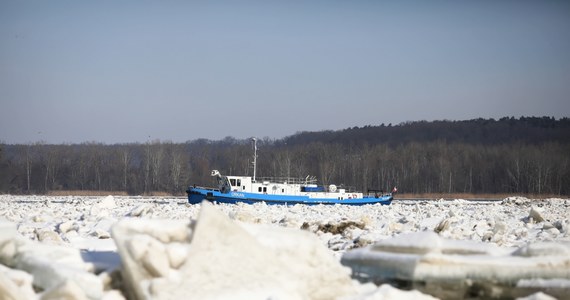 Dla siedmiu województw IMGW wydał ostrzeżenia hydrologiczne drugiego stopnia. Poziom wody w rzekach może przekroczyć stany ostrzegawcze w części Mazowsza, w woj. łódzkim i dolnośląskim oraz na granicy woj. śląskiego, świętokrzyskiego, wielkopolskiego i opolskiego.