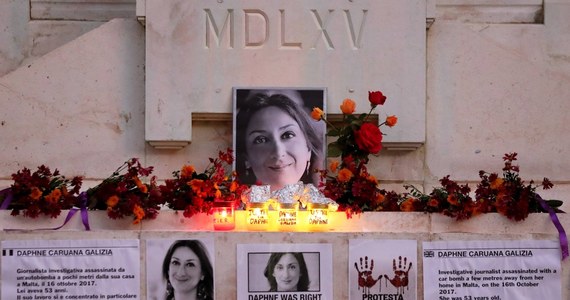Na 15 lat więzienia skazał we wtorek sąd w Valletcie Vincenta Muscata, jednego z trzech mężczyzn oskarżonych o zabójstwo maltańskiej dziennikarki i blogerki Daphne Caruany Galizii w październiku 2017 r. Muscat wcześniej przyznał się do winy.