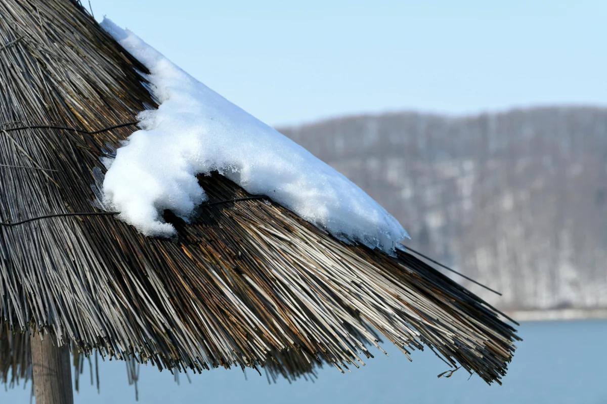 To będzie bardzo ciepły środek tygodnia. Termometry wskażą dziś nawet 18-20 stopni na plusie. Równie ciepły zapowiada się czwartek. Czeka nas bezchmurna noc, choć gdzieniegdzie temperatura będzie ujemna. Sprawdź, jaka będzie pogoda!