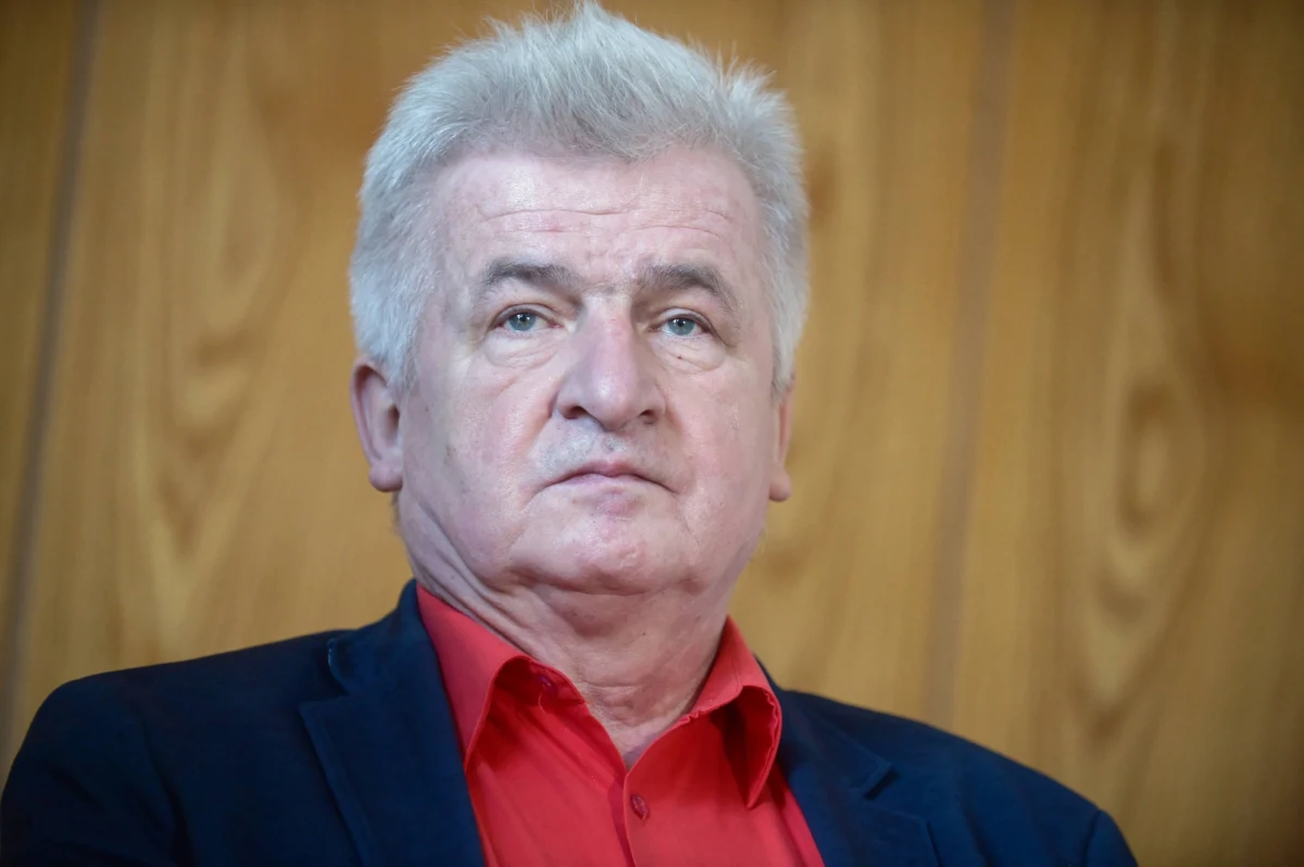 Politycy Lewicy wskazują Piotra Ikonowicza jako potencjalnego kandydata na Rzecznika Praw Obywatelskich. Posłanka Marcelina Zawisza stwierdziła, że Ikonowicz „nie będzie bał się Kościoła, prezesa, prezydenta”. Ikonowicz przyznał, że sugestiom ws. kandydowania na RPO przygląda się ze spokojem, ale nie mówi "nie".