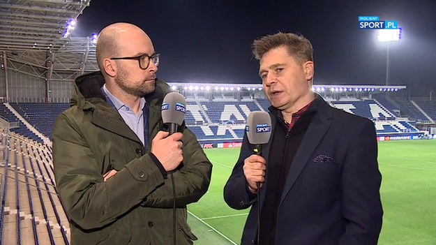 Piotr Zieliński powiedział, że po porażce z Granadą w Lidze Europy 0:2 wszyscy w Neapolu są źli. Chcą wreszcie wygrać spotkanie i zrobią wszystko, żeby odrobić tę dwubramkową stratę. Napisał mi też, że wierzy, że zrobią wszystko, żeby odrobić tę dwubramkową stratę. Wierzy też, że ten zespół na to stać. Piotrek był jednym z niewielu piłkarzy, który i w meczu z Atalantą i w spotkaniu pucharowym z Granadą chciał grać w piłkę i starał się. W pozostałych zawodnikach tego nie widziałem. Coś pękło pod ręką Gattuso i nie wiem, czy z czwartek znów nie będziemy rozczarowani - powiedział reporter Polsatu Sport Marcin Feddek w rozmowie z Marcinem Lepą.