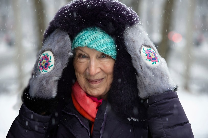 Sukces telewizyjnej adaptacji powieści "Opowieść podręcznej" sprawił, że Margaret Atwood stała się powszechnie znaną autorką. Film dokumentalny "Margaret Atwood. Słowo to siła" przedstawia portret tej niezwykłej kobiety i pisarki. Premiera produkcji odbędzie się w poniedziałek, 1 marca w HBO GO. 