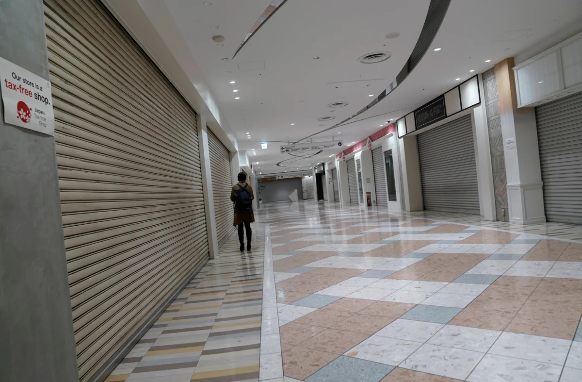 Kolejne dwa województwa mogą zostać objęte podobnymi obostrzeniami jak Warmia i Mazury: chodzi o Pomorskie i Lubuskie. Tam również – podobnie jak w Warmińsko-Mazurskiem – zamknięte mogą zostać szkoły, galerie handlowe, hotele, obiekty sportowe, kina i teatry. I to nawet od najbliższego weekendu.