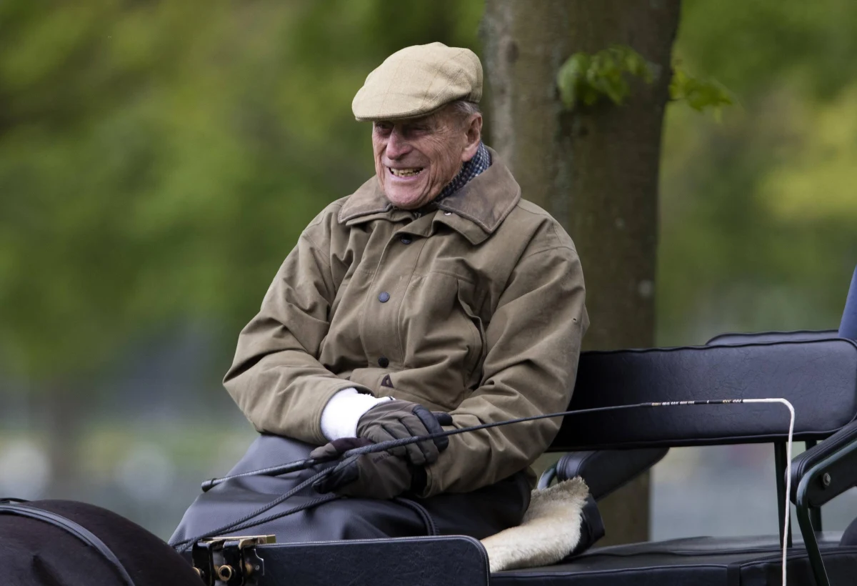 Mąż brytyjskiej królowej Elżbiety II, 99-letni książę Filip, został w poniedziałek przeniesiony do innego szpitala, gdzie będzie kontynuowane jego leczenie z powodu utrzymującej się infekcji - poinformował Pałac Buckingham. Pałac nie precyzuje, o jaką dokładnie infekcję chodzi.