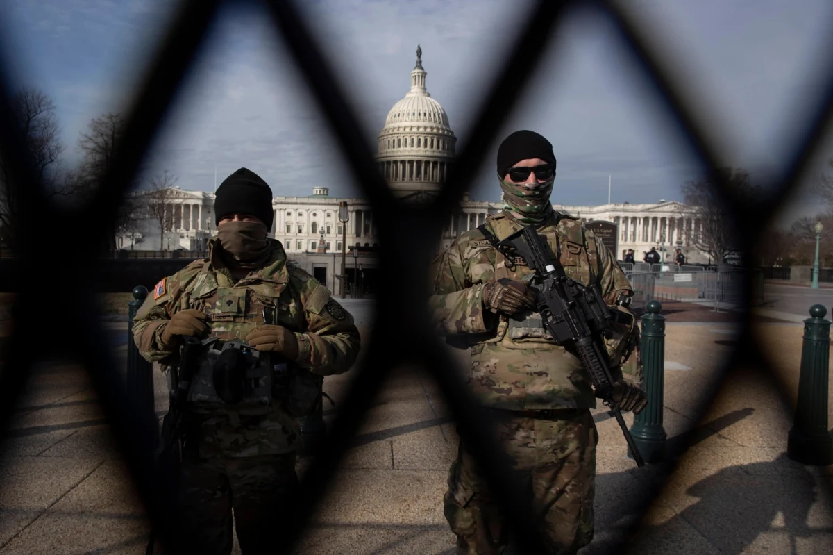 W czwartek w Waszyngtonie służby bezpieczeństwa zostaną postawione w stan gotowości. Niektórzy zwolennicy teorii spiskowej QAnon uważają, że tego dnia Donald Trump po raz drugi zostanie zaprzysiężony na prezydenta USA.