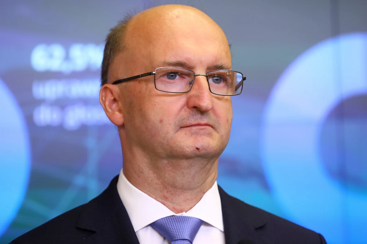 Wiceminister spraw zagranicznych Piotr Wawrzyk w piątek zostanie członkiem Prawa i Sprawiedliwości. "To partia, która odpowiada mi programowo, chciałbym mieć wpływ na jej politykę" – powiedział PAP Wawrzyk.