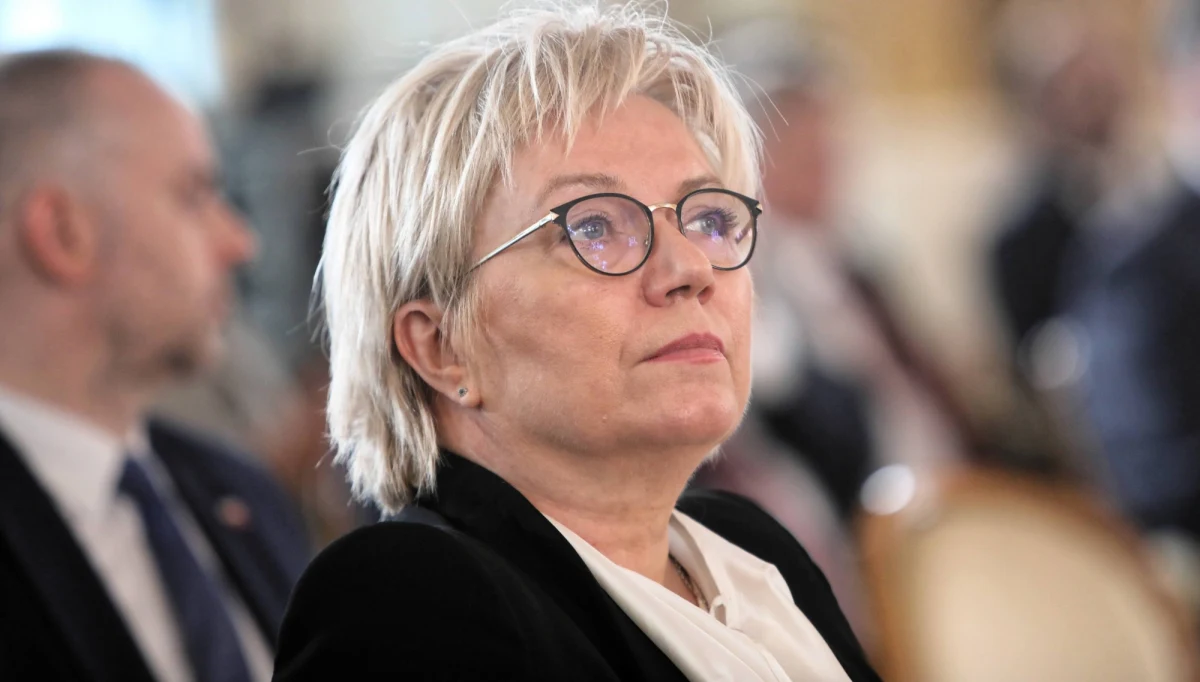 Prezes Trybunału Konstytucyjnego Julia Przyłębska otrzymała Nagrodę Im. Grzegorza I Wielkiego za orzeczenie o niekonstytucyjności przepisu zezwalające na przerywanie ciąży w przypadku poważnej wady płodu - podaje Onet. Październikowa decyzja wywołała w całym kraju falę protestów.