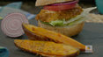 "Ewa gotuje": Indyk jak burger z batatem