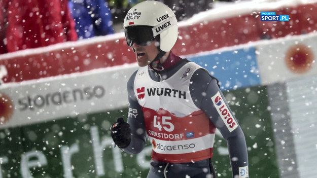 Piotr Żyła zajął czwarte miejsce w konkursie narciarskich mistrzostw świata na dużej skoczni w Oberstdorfie. Złoty medal zdobył Austriak Stefan Kraft, a pozostałe miejsce na podium zajęli Norweg Robert Johansson i Niemiec Karl Geiger.
Co na to eksperci Polsatu Sport?