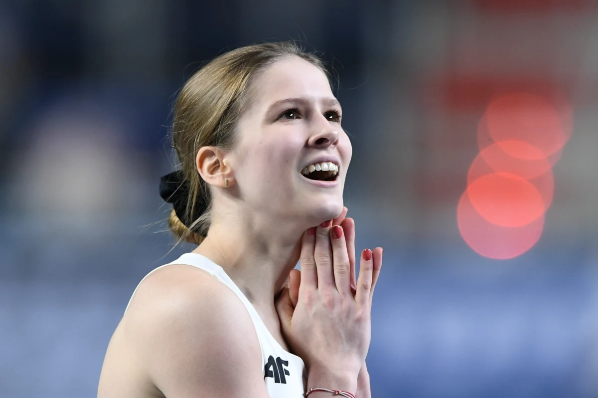 Pięcioro Polaków niedzielnych półfinałach biegów na 60 m ppł halowych lekkoatletycznych mistrzostw Europy w Toruniu. Będziemy kibicować dwóm paniom: Karolinie Kołeczek i Pii Skrzyszowskiej oraz trzem panom: Damianowi Czykierowi, Krzysztofowi Kiljanowi i Arturowi Nodze.