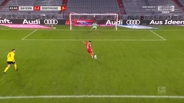 W 25. kolejce Bundesligi drużyna Bayernu Monachium podejmowała Borussię Dortmund. Spotkanie zakończyło się zwycięstwem Bawarczyków 4-2, a 3 gole strzelił Robert Lewandowski.  