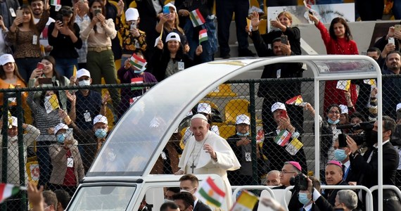 10 tysięcy osób wzięło udział w mszy, jaką odprawił w niedzielę papież Franciszek na stadionie w Irbilu, stolicy Kurdyjskiego Okręgu Autonomicznego w Iraku. Przybyli na nią chrześcijanie z całej północy kraju. 
