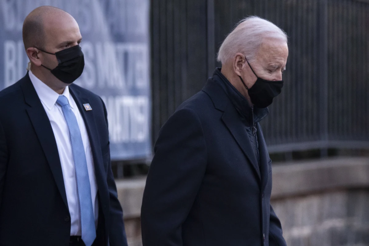 USA planują serię cyberataków wobec Rosji w ramach odwetu na grudniowe ataki hakerskie – podaje "New York Times". Administracja Joe Bidena szuka efektywnych sposobów ochrony swojej cyberprzestrzeni po dotkliwych atakach ze strony Rosji i Chin.