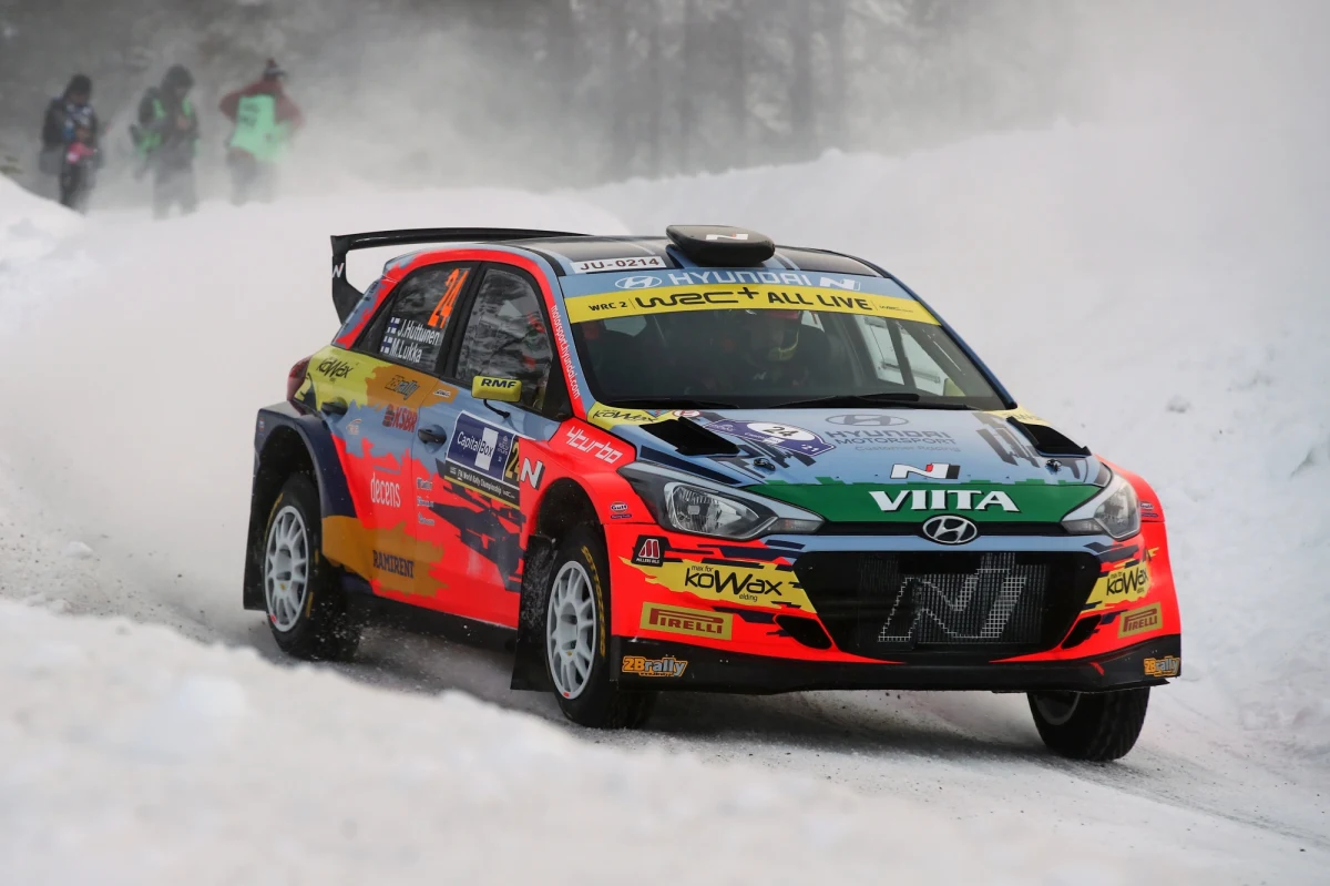 Hyundai Motorsport Customer Racing ogłosił dziś nazwiska zawodników, którzy zostaną objęci programem Customer Racing Junior Driver. Celem programu jest wspieranie młodych talentów, zarówno na trasach rajdowych, jak i torach wyścigów płaskich. Przedsięwzięcie, realizowane przez Hyundai Motorsport, kontynuowane jest trzeci rok z rzędu, a młodzi kierowcy, którzy rywalizują za kierownicą samochodów zbudowanych przez zespół z Alzenau, mogą liczyć na kompleksowe wsparcie w rozwoju sportowej kariery.