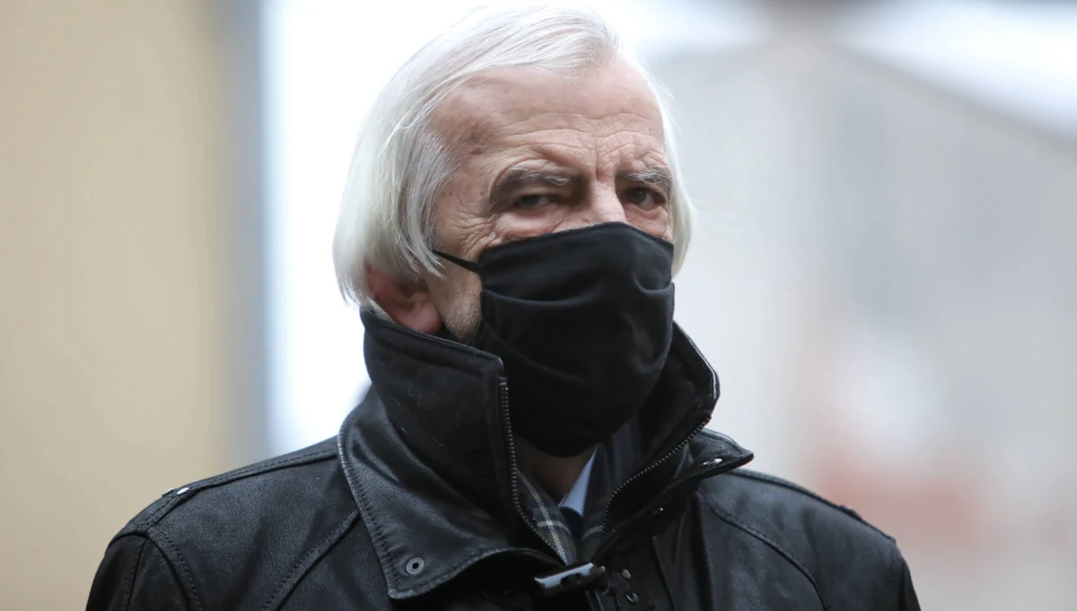 Zawsze dobrze jest mieć dużo sojuszników - powiedział szef klubu PiS, wicemarszałek Sejmu Ryszard Terlecki, pytany o spotkania z liderem Kukiz'15 Pawłem Kukizem. Dodał przy tym, że "nie ma potrzeby zastępowania Solidarnej Polski, jak długo pozostają w koalicji".