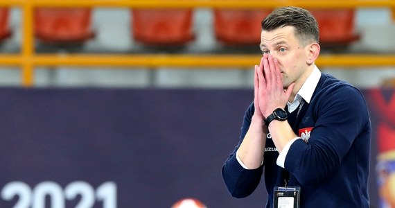 Polska przegrała w Celje ze Słowenią 29:32 (14:15) w meczu grupy 5. eliminacji mistrzostw Europy 2022 piłkarzy ręcznych. W dwóch wcześniejszych spotkaniach biało-czerwoni dwukrotnie pokonali Turcję (29:24, 35:24). 