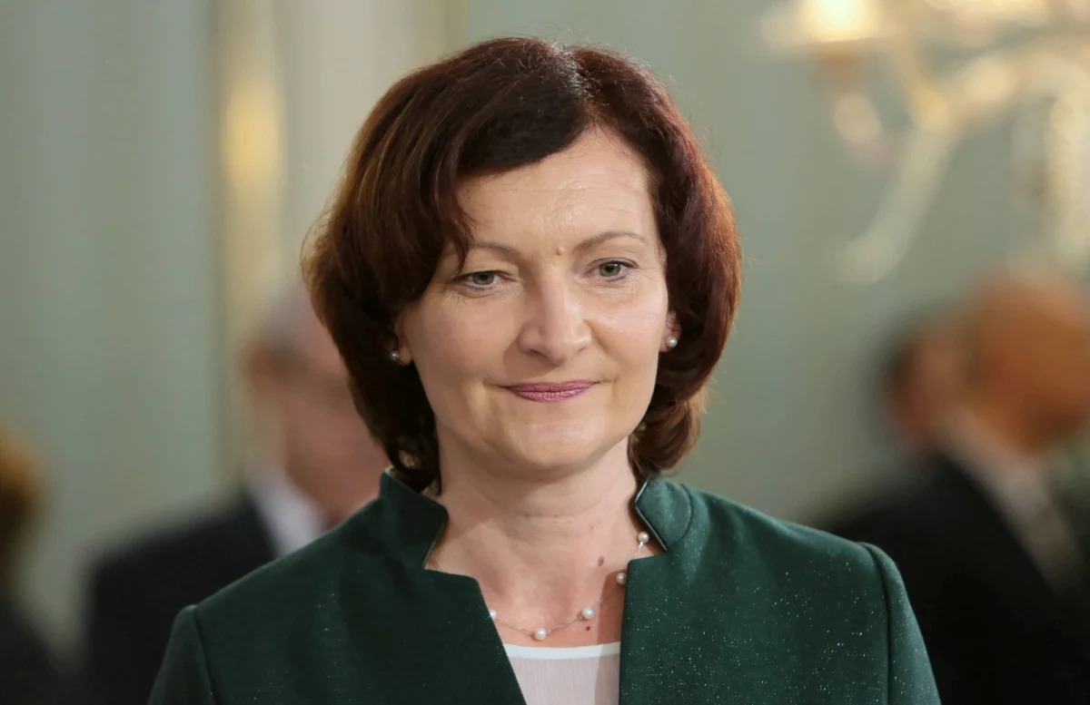 Podkarpacka wojewoda Ewa Leniart właśnie teraz ogłasza swoją decyzję o starcie w wyścigu o fotel prezydenta Rzeszowa, zwolniony przez Tadeusza Ferenca. Będzie kandydować z własnego komitetu obywatelskiego.