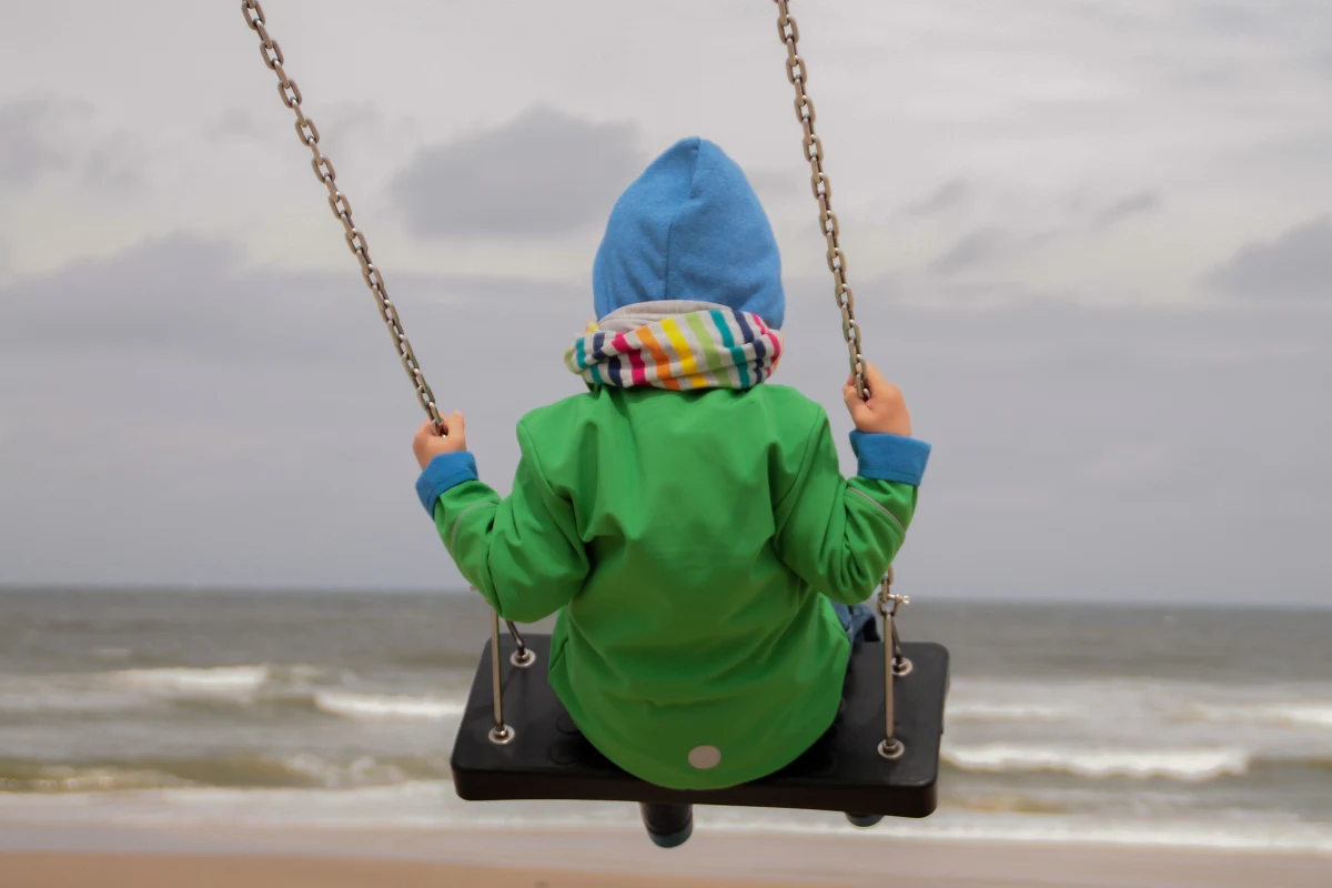 Para z Jönköping w Szwecji półtora roku od adopcji dziecka, rozmyśliła się. Odesłała je więc z powrotem do Rosji. O tym skandalu pisze szwedzka prasa, przytaczając słowa urzędników: "adopcji dziecka nie można uchylić".