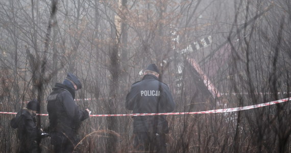 Pilot śmigłowca, który rozbił się 23 lutego w pszczyńskich lasach z czterema osobami na pokładzie, w chwili wypadku nie był pod wpływem alkoholu – poinformowała Prokuratura Okręgowa w Katowicach. W katastrofie zginął 80-letni przedsiębiorca i milioner Karol Kania oraz 50-letni pilot. Dwoje innych pasażerów zostało rannych.