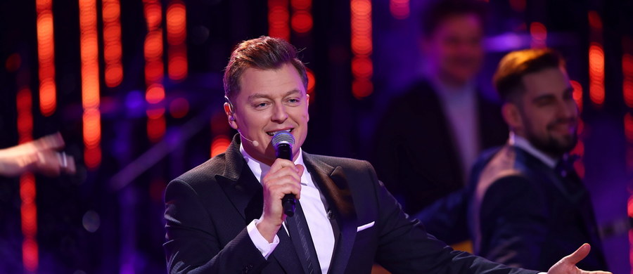 Rafał Brzozowski - piosenkarz i prezenter telewizyjny - będzie reprezentował Polskę na tegorocznej Eurowizji w Rotterdamie. Wykona utwór "The Ride".