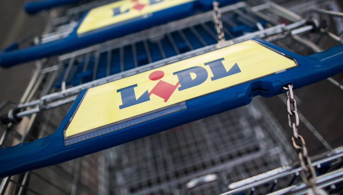 ​Nie tylko Biedronka będzie miała w swojej ofercie testy na obecność przeciwciał Covid-19. Jak poinformowało biuro prasowe Lidla, także ta sieć dyskontów będzie sprzedawała klientom takie testy.