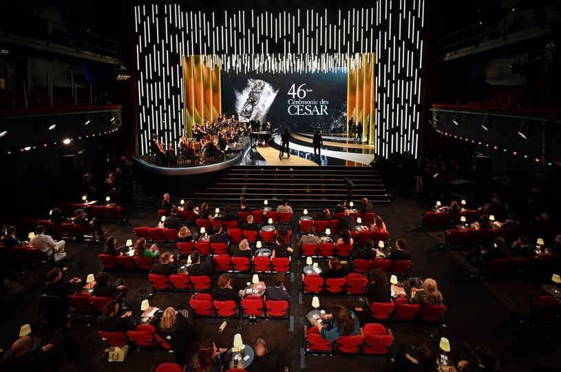 Przy liczącej zaledwie 200 osób publiczności w sali koncertowej Olympia w Paryżu rozdano w piątek najważniejsze nagrody francuskiego kina - Cezary 2021. "Boże Ciało" Jana Komasy, nominowane w kategorii film zagraniczny, nie otrzymało Cezara.

