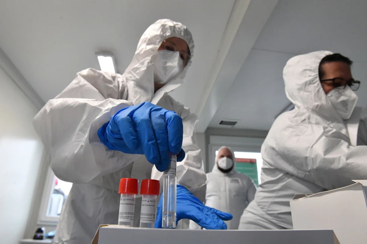 Mamy 17 259 nowych przypadków zakażenia koronawirusem - poinformowało Ministerstwo Zdrowia. Zmarło 110 kolejnych osób. 85 z nich miało choroby współistniejące.