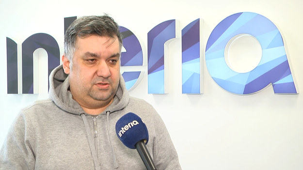Legia gra z coraz większym ryzykiem, jeśli chodzi o wyprowadzanie akcji z własnego przedpola. Nie ma wybijanek, byle było bezpiecznie - mówi Cezary Kowalski, ekspert Polsatu Sport i felietonista Interii.