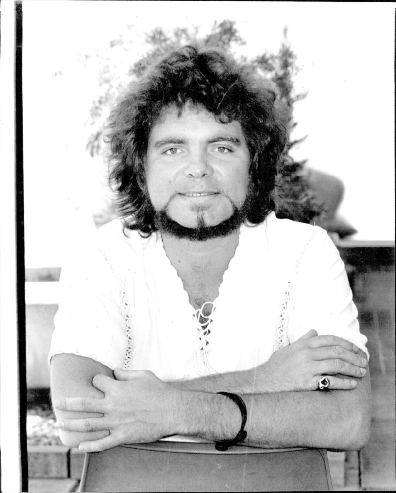 Australijski wokalista Doug Parkinson zmarł 15 marca w wieku 74 lat. 