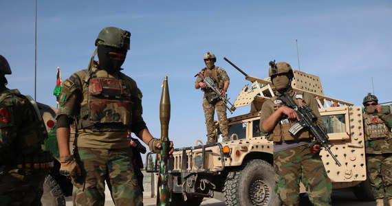 ​Co najmniej dziewięć osób zginęło w nocy ze środy na czwartek w katastrofie śmigłowca sił zbrojnych Afganistanu, który rozbił się w prowincji Wardak w centralnej części kraju. Maszyna najprawdopodobniej została zestrzelona.