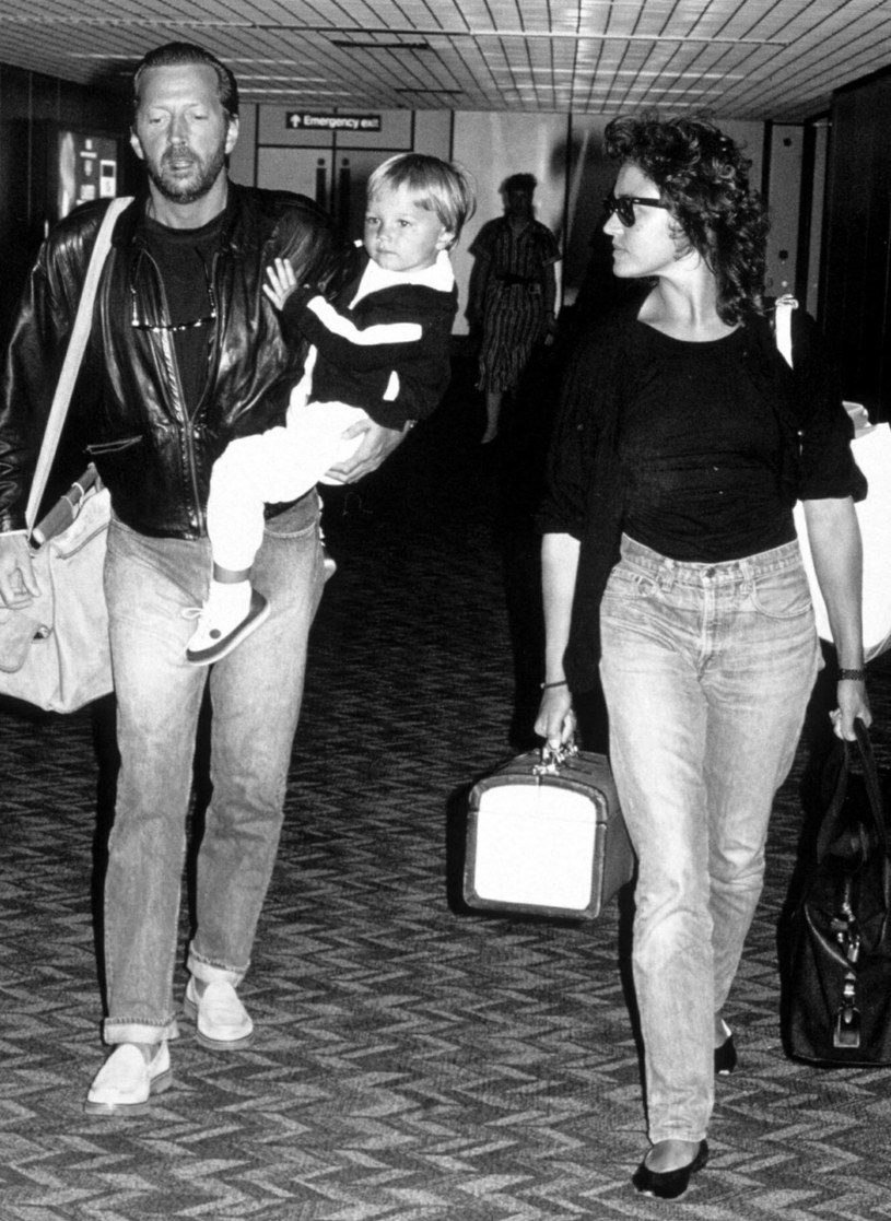 "Kiedy zmarł Conor, zmarł także nasz związek. Nie ma takiego dnia, abym nie myślała o nich obu" - mówiła włoska modelka i aktorka Lory Del Santo, matka Conora Claptona. Syn legendarnego gitarzysty Erica Claptona zginął w wieku 4 lat, wypadając przez otwarte okno z 53. piętra apartamentu na Manhattanie.