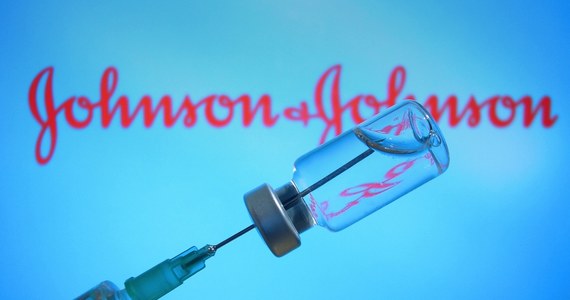 "Zakładamy, że ok. 4,5 mln dawek szczepionki na koronawirusa firmy Johnson & Johnson dotrze do Polski w drugim kwartale" - poinformował na Twitterze minister zdrowia Adam Niedzielski.