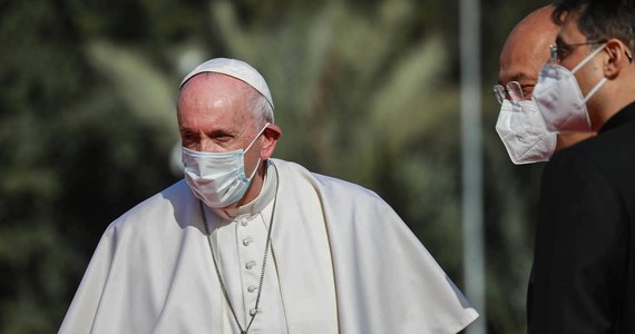 Papież Franciszek potępił mafie obecne w różnych częściach świata i podkreślił, że bogacą się one teraz wykorzystując pandemię. Nazwał je "strukturami grzechu" i dodał, że są sprzeczne z Ewangelią.