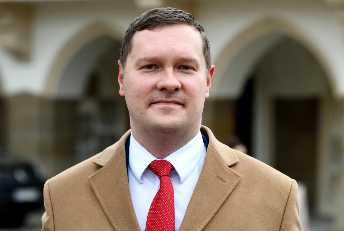 Porozumienie Jarosława Gowina ogłosiło nazwisko swego kandydata na prezydenta Rzeszowa: to rzeszowski radny Waldemar Kotula. Jego kandydatura wyłoniona została w partyjnych prawyborach na Podkarpaciu.