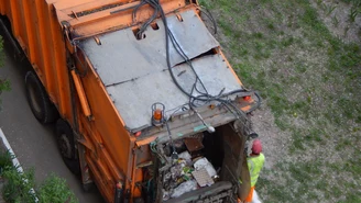 Gliwice: 37-latek potrącony przez śmieciarkę. Nie przeżył