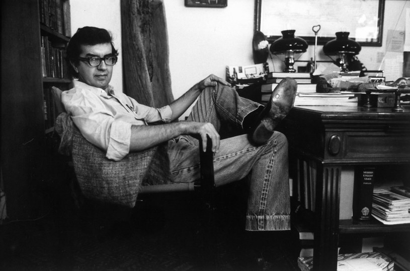 Nagrodzony Oscarem i Pulitzerem scenarzysta i pisarz Larry McMurtry zmarł  w wieku 84 lat. Był autorem powieści "Ostatni seans filmowy" i "Czułe słówka", które doczekały się nagradzanych ekranizacji.