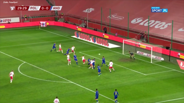 Mecz eliminacyjny odbywał się na stadionie Legii Warszawa im. Marszałka Józefa Piłsudskiego. Sędzią głównym był Belg Erik Lambrechts.
Polacy pewnie wygrali z Andorą 3-0.

Reprezentacja wróciła na stadion Legii po dziewięciu latach. W 2012 roku, w ostatnim sprawdzianie przed mistrzostwami Europy "Biało-Czerwoni" również mierzyli się z Andorą. Wygrali 4-0, a pięknego gola "nożycami" zdobył Robert Lewandowski

W polskiej kadrze nie zobaczyliśmy Sebastiana Kowalczyka, który nie zmieścił się w kadrze meczowej. Nie zagrał także Mateusz Klich i Łukasz Skorupski, którzy są zakażeni koronawirusem. Tego drugiego zastąpił Karol Niemczycki. Młody bramkarz Cracovii znalazł się na ławce rezerwowych.
Zobaczyliśmy natomiast parę debiutów na boisku w naszej reprezentacji. Miedzy innymi wystąpił Karol Świderski - zdobywca ostatniej bramki w tym spotakniu.
