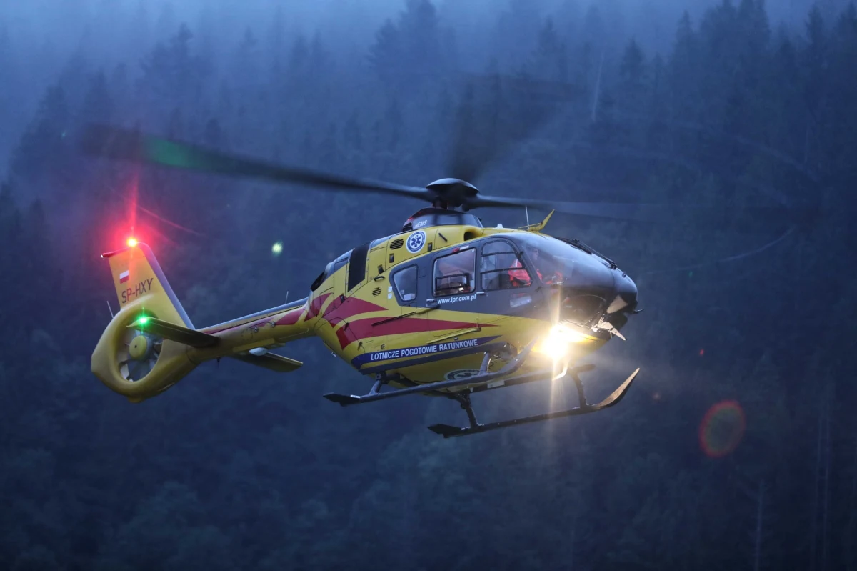 11 śmigłowców Lotniczego Pogotowia Ratunkowego i należących do wojska jest gotowych do akcji ewakuowania pacjentów chorych na Covid-19 ze Śląska do szpitali w innych regionach kraju – dowiedział się reporter RMF FM Krzysztof Zasada. Decyzja o rozpoczęciu operacji może zapaść w połowie tygodnia.